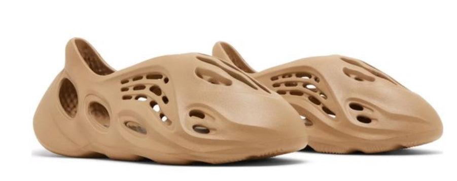 Adidas Yeezy Foam RNR Clay Taupe