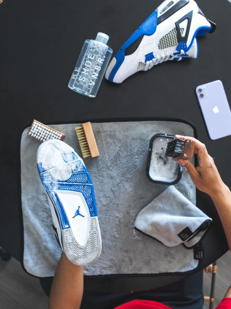 service de renovation de sneakers