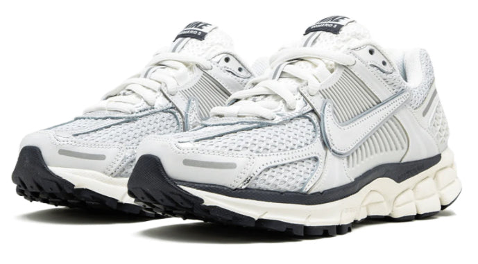 Nike Vomero 5 Photon Dust