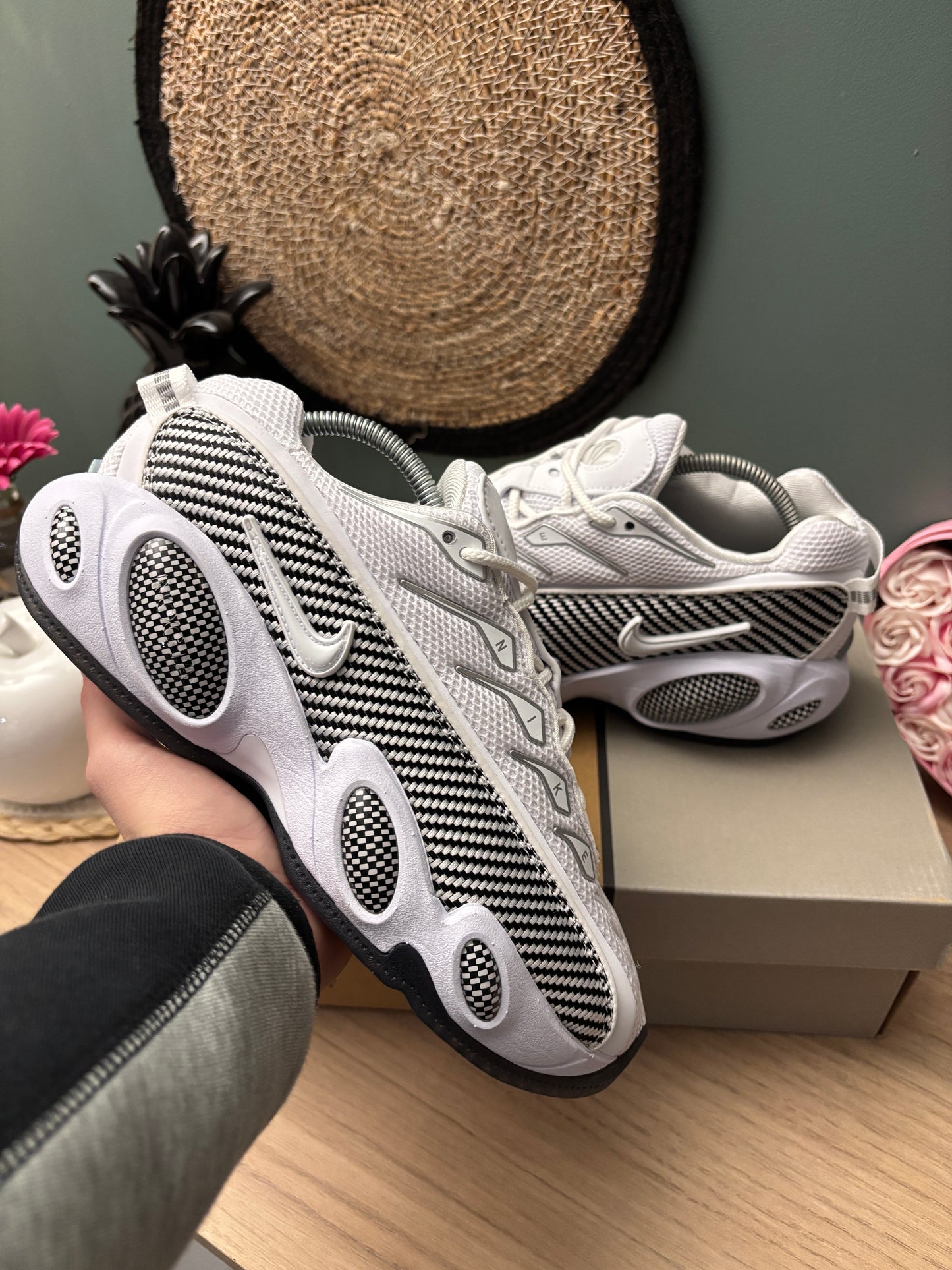 Nike NOCTA Glide “White / Black” (Drake) – Photos réelles – En stock 🇫🇷