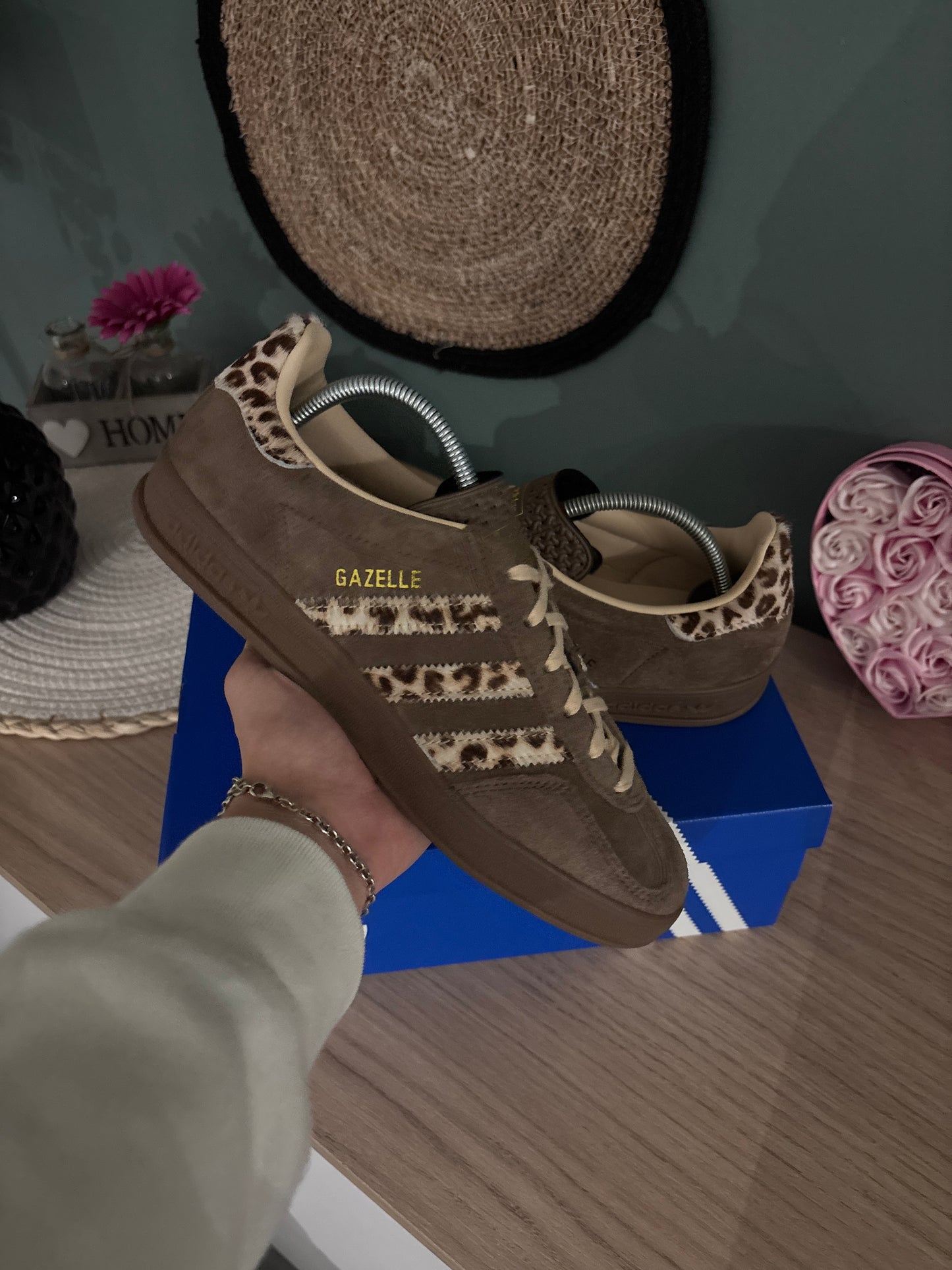 adidas Gazelle Indoor Earth Strata Leopard – Photos réelles – En stock 🇫🇷