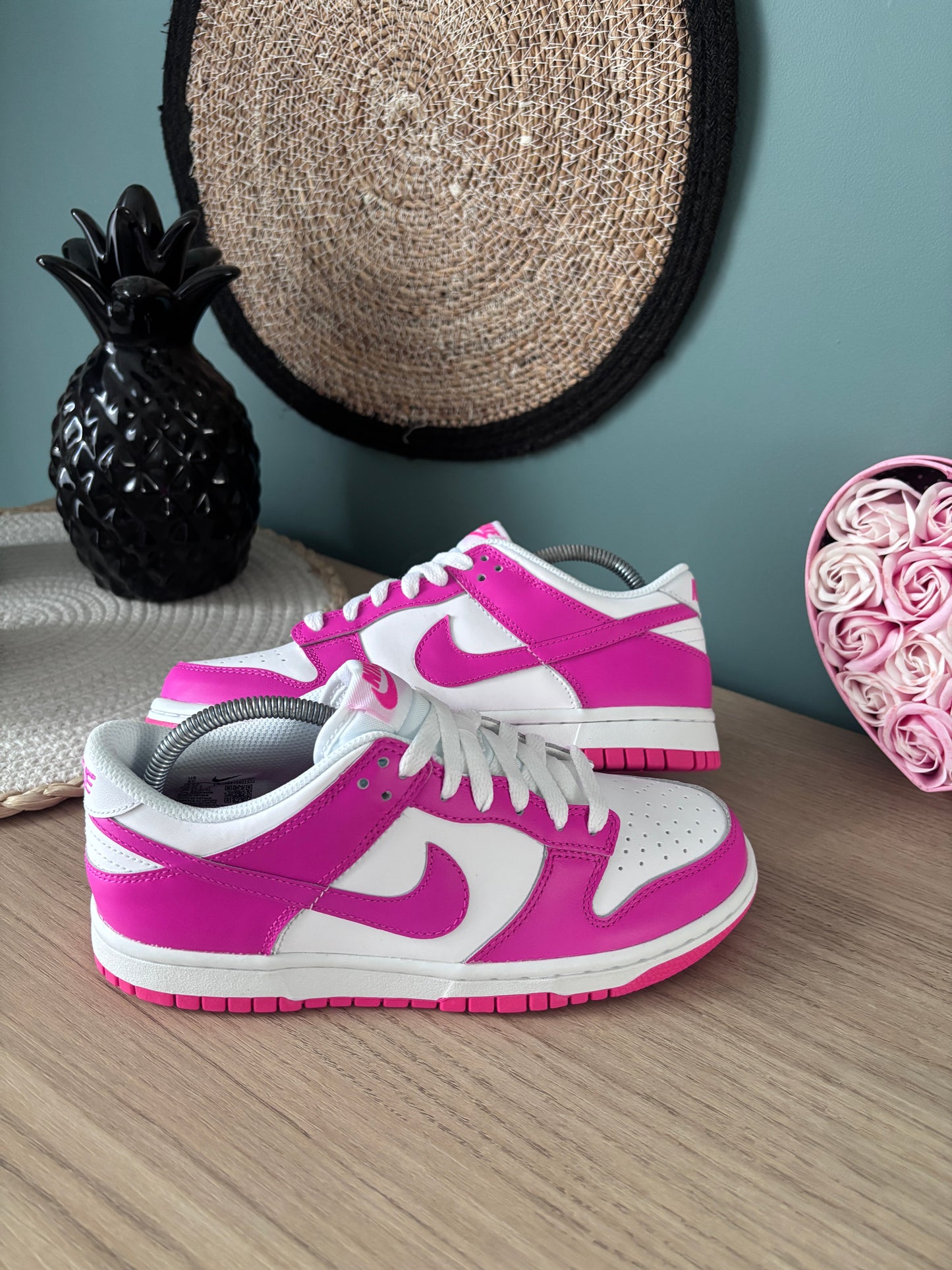 Nike Dunk Low “Laser Fuchsia” (GS) – Photos réelles – En stock 🇫🇷