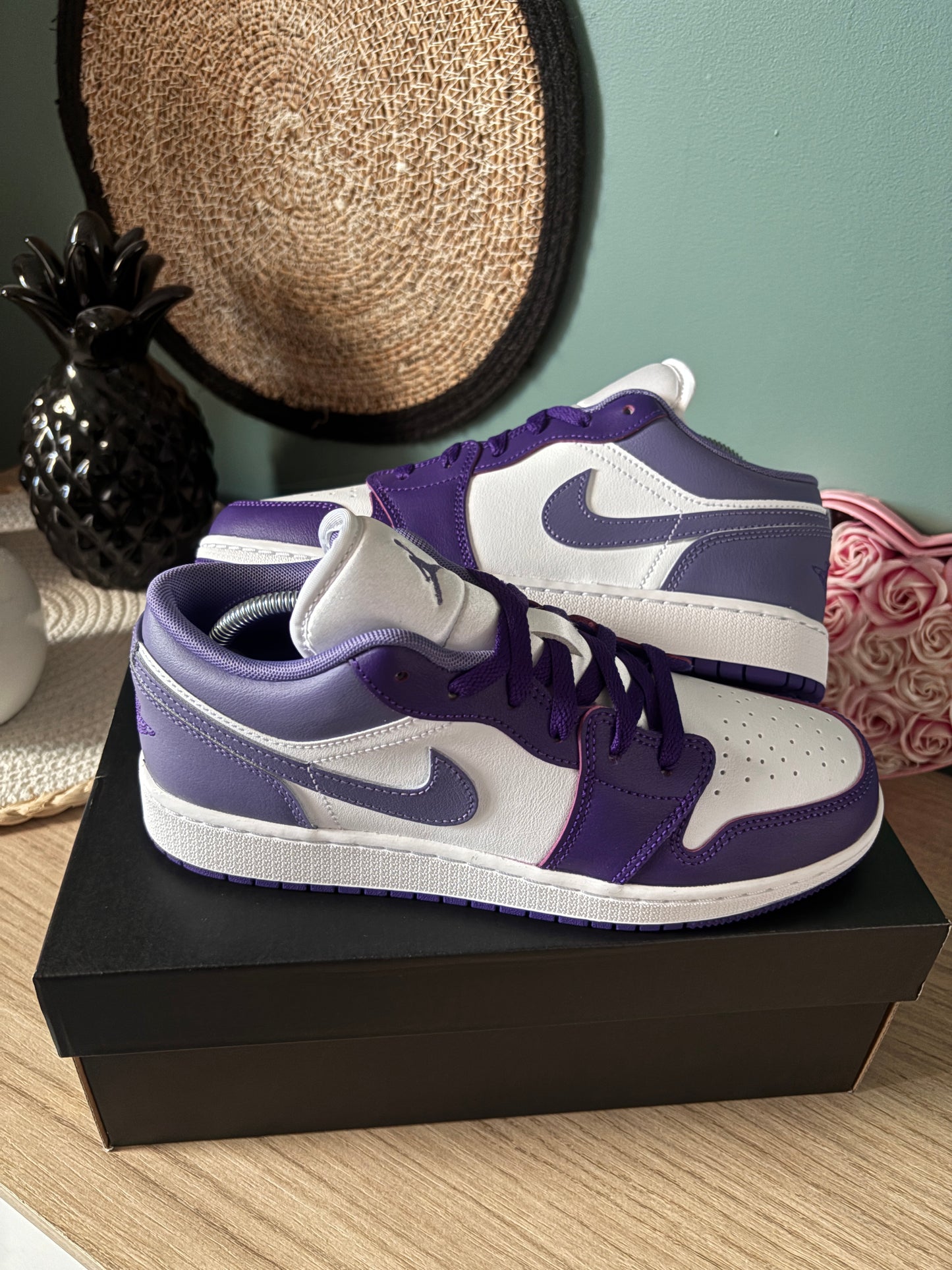 Air Jordan 1 Low “Dusty Amethyst / White / Court Purple” (GS) – Photos réelles – En stock 🇫🇷