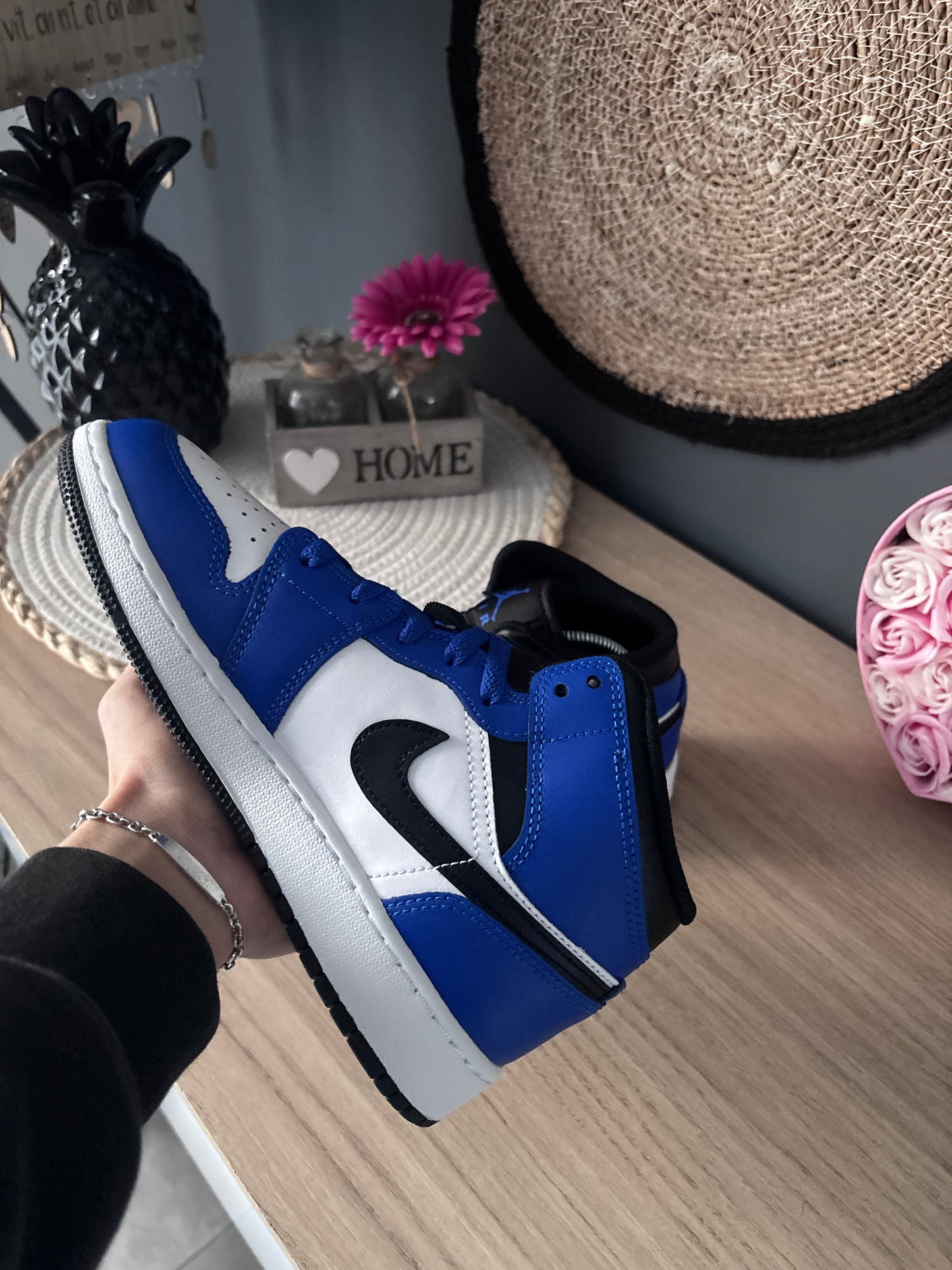 Air Jordan 1 Mid “Game Royal / White / Black” (GS) – Photos réelles – En stock 🇫🇷