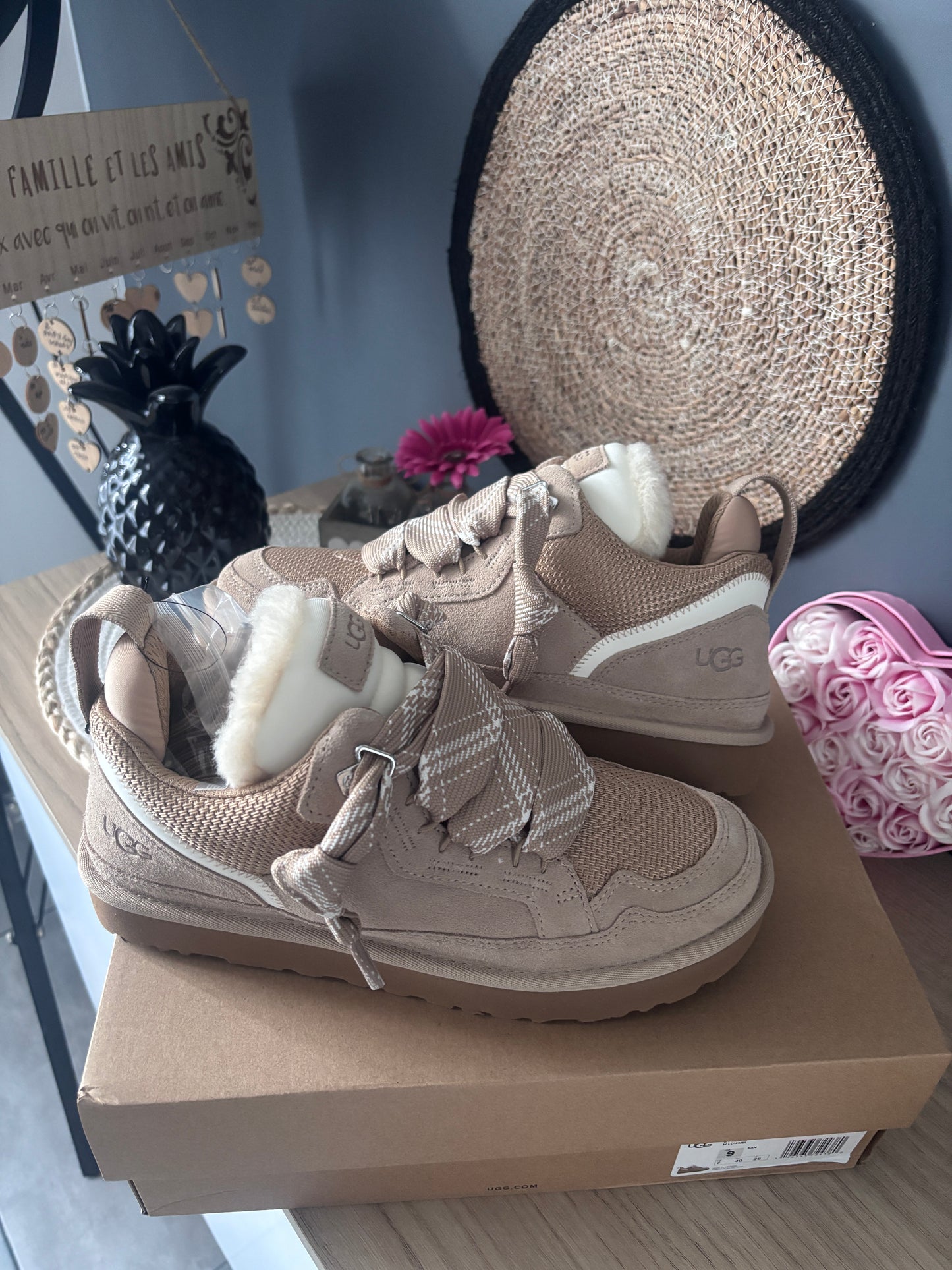 UGG Lowmel Sand – Photos réelles – En stock 🇫🇷