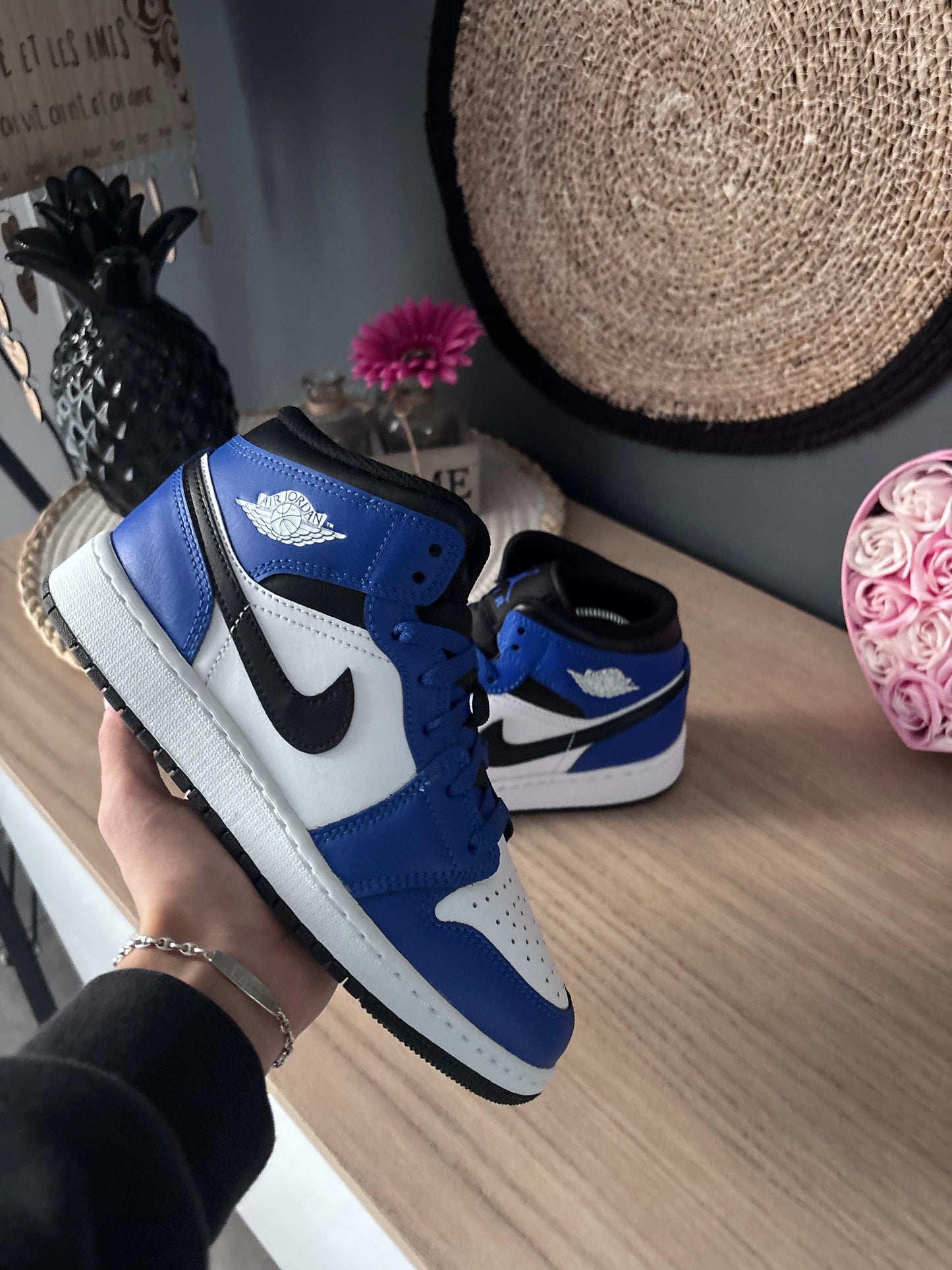 Air Jordan 1 Mid “Game Royal / White / Black” (GS) – Photos réelles – En stock 🇫🇷