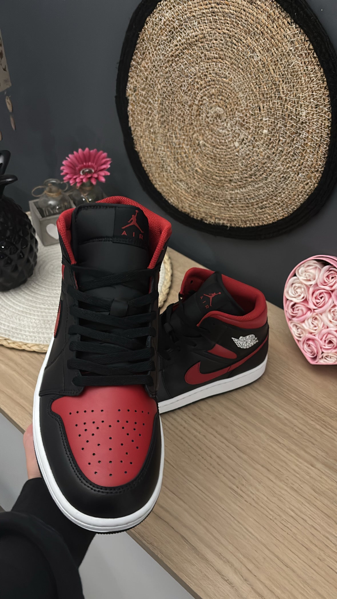 Air Jordan 1 Mid “Bred Twist” – Photos réelles – En stock 🇫🇷