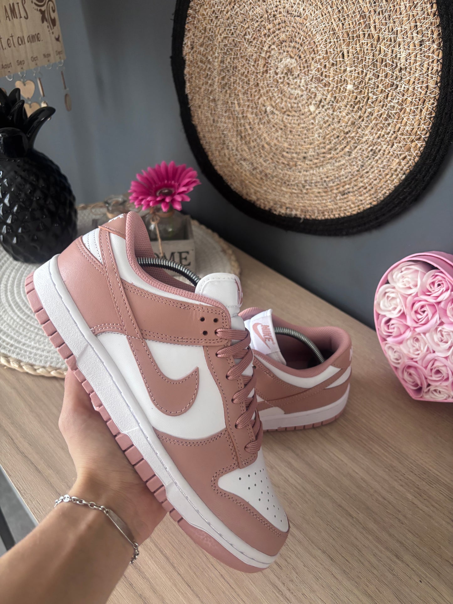 Nike Dunk Low “Rose Whisper” (Women) – Photos réelles – En stock 🇫🇷