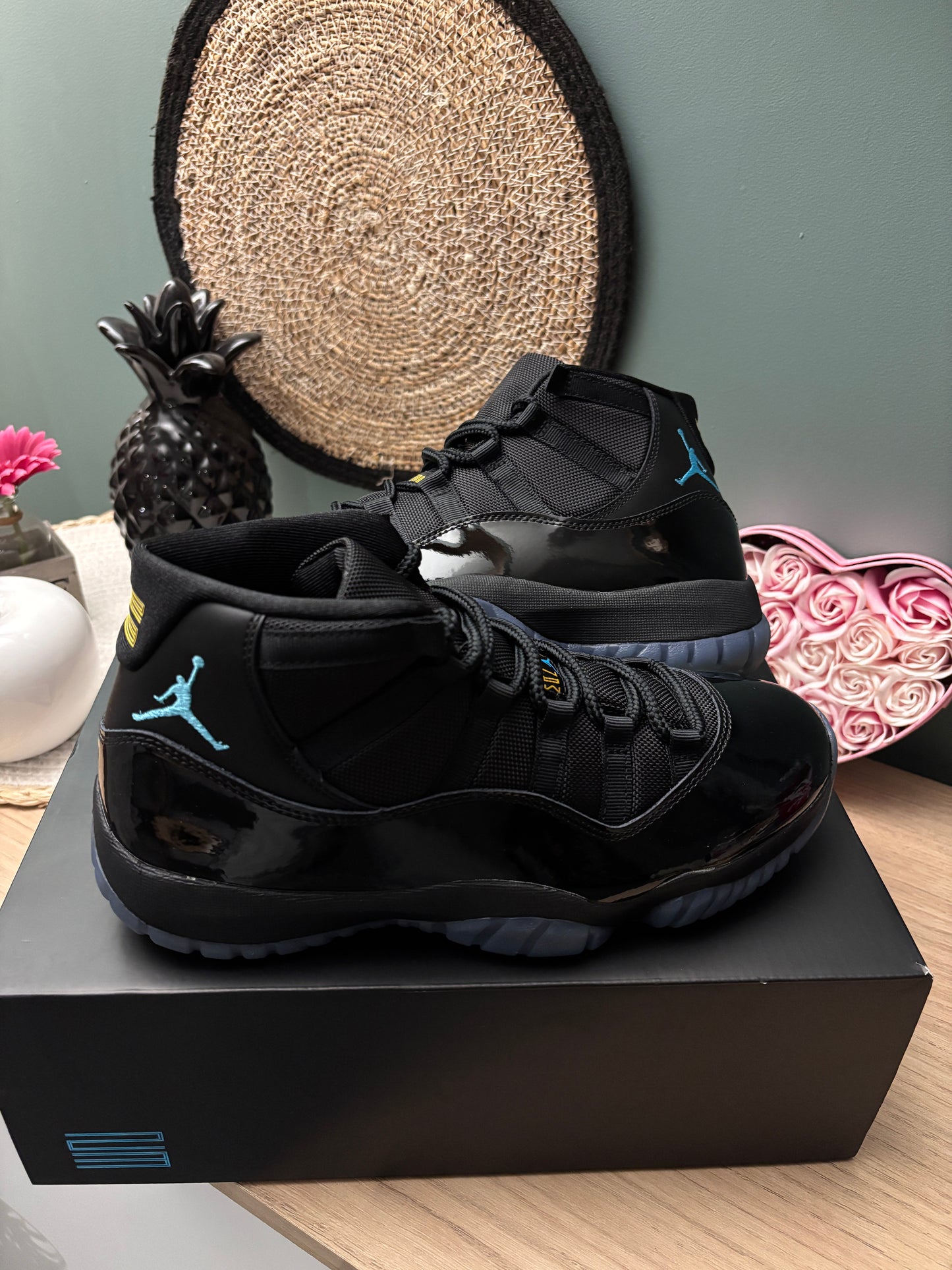 Air Jordan 11 Retro “Gamma Blue” 2025 – Photos réelles – En stock 🇫🇷
