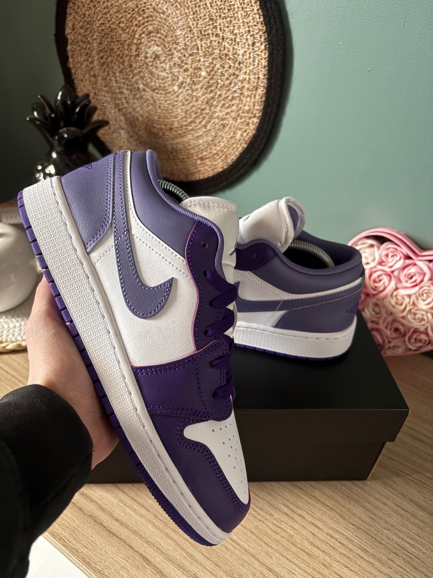 Air Jordan 1 Low “Dusty Amethyst / White / Court Purple” (GS) – Photos réelles – En stock 🇫🇷