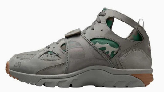 Nike Air Huarache x Corteiz Gully Grey